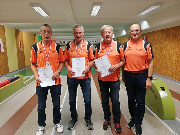 2024_11_21112024_Kegel_Ortsmeisterschaft_die_3_besten_Herren.jpg  